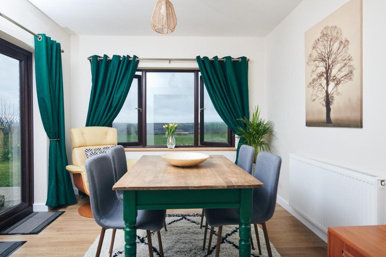 Maes Y Mel- A Couples, Pet Friendly, Rural Romantic Getaway With Countryside Views Gellywen 외부 사진